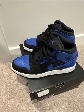 Nike Air Jordan 1 High Blue and Black